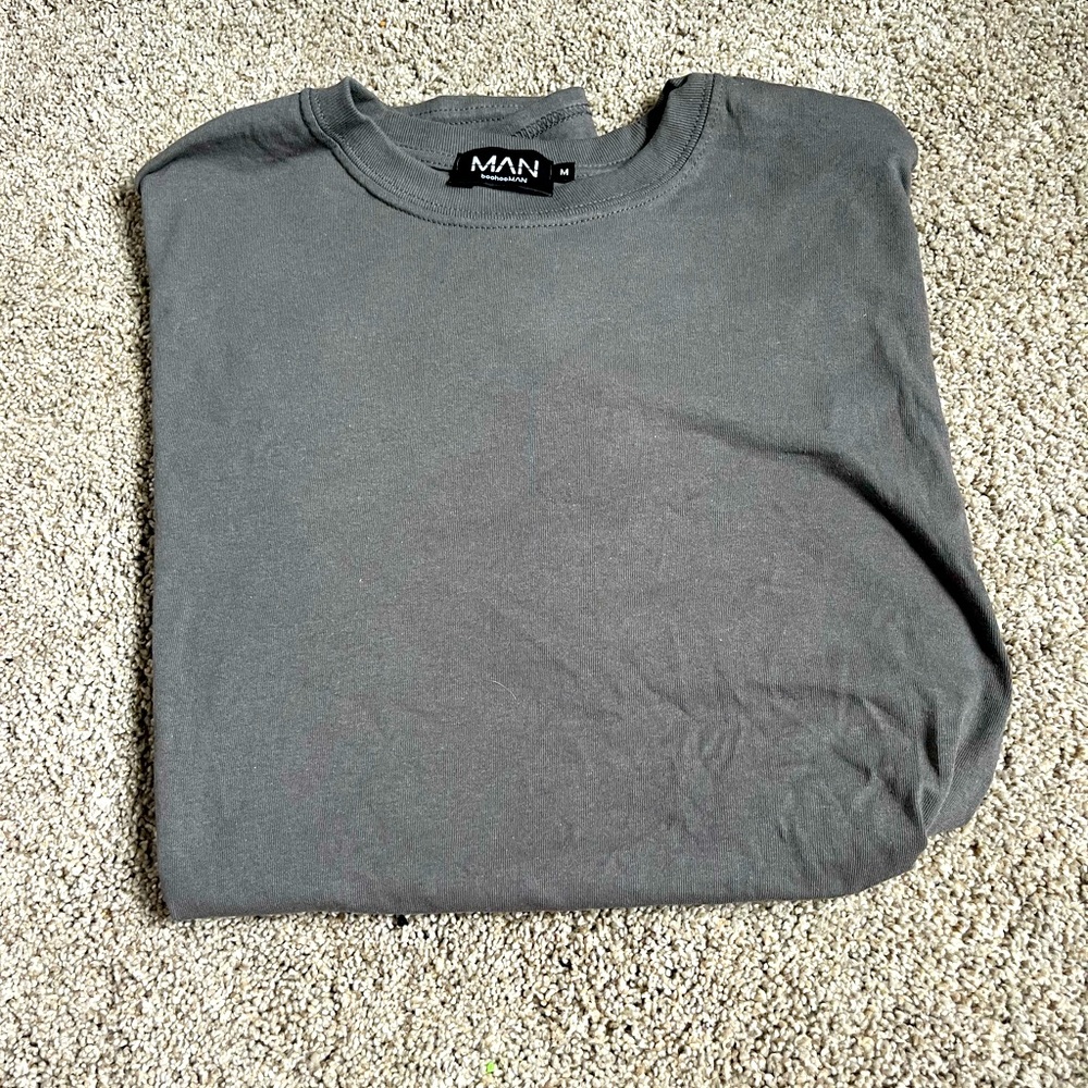 Butterfly graphic tee, cotton.